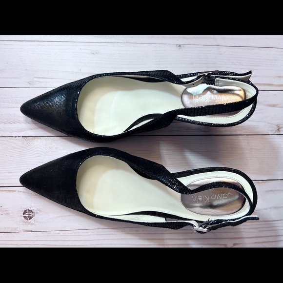 Calvin Klein Sadi Lizard Print Black Slingback Heels Size 9, Original Box. - Picture 3 of 13